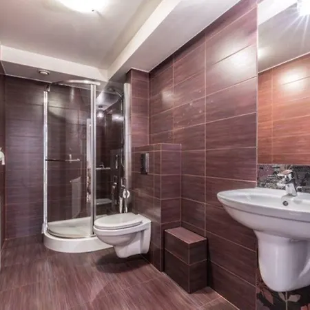 Wzgorze Toskanii Conferences & Restaurant Bed & Breakfast 4*