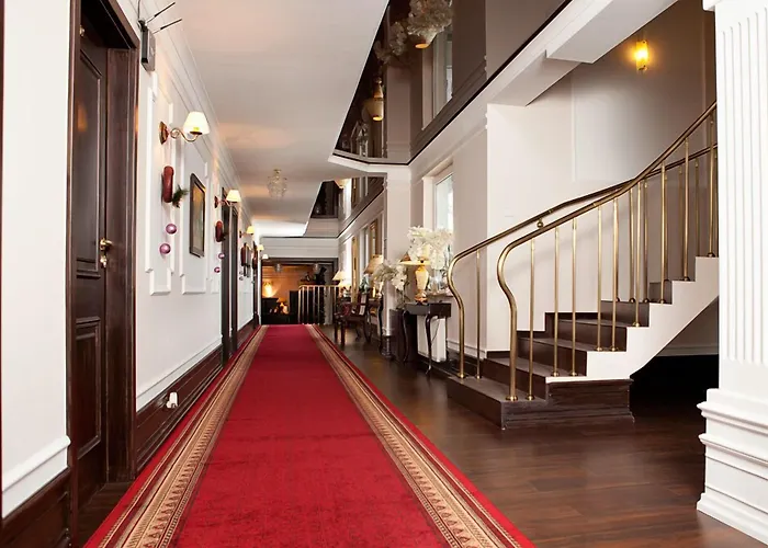 Wzgorze Toskanii Conferences & Restaurant 4* Przeźmierowo