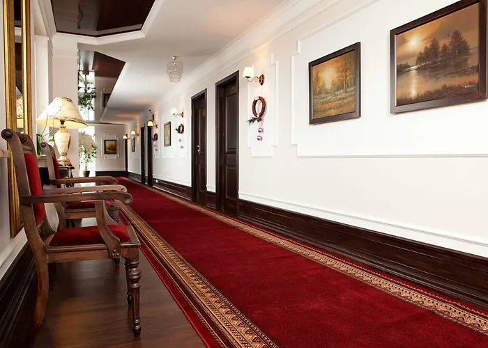 Bed & Breakfast Wzgorze Toskanii Conferences & Restaurant 4*