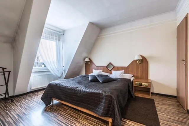 Wzgorze Toskanii Conferences & Restaurant Bed & Breakfast 4*