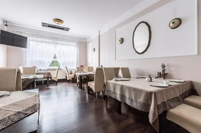 Bed & Breakfast Wzgorze Toskanii Conferences & Restaurant 4*