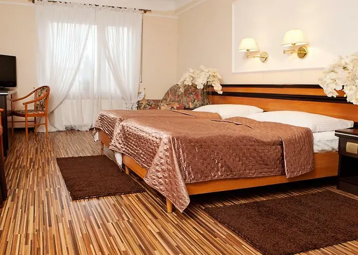 Wzgorze Toskanii Conferences & Restaurant 4*